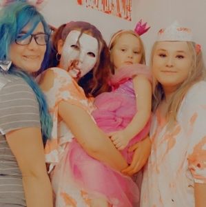 Meet your Posher, Brittany